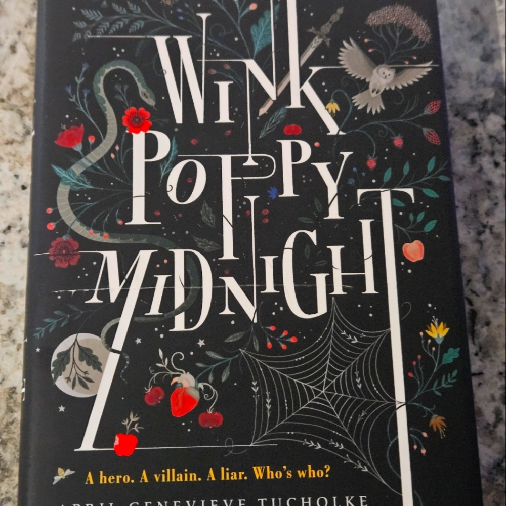 Wink Poppy Midnight by Tucholke